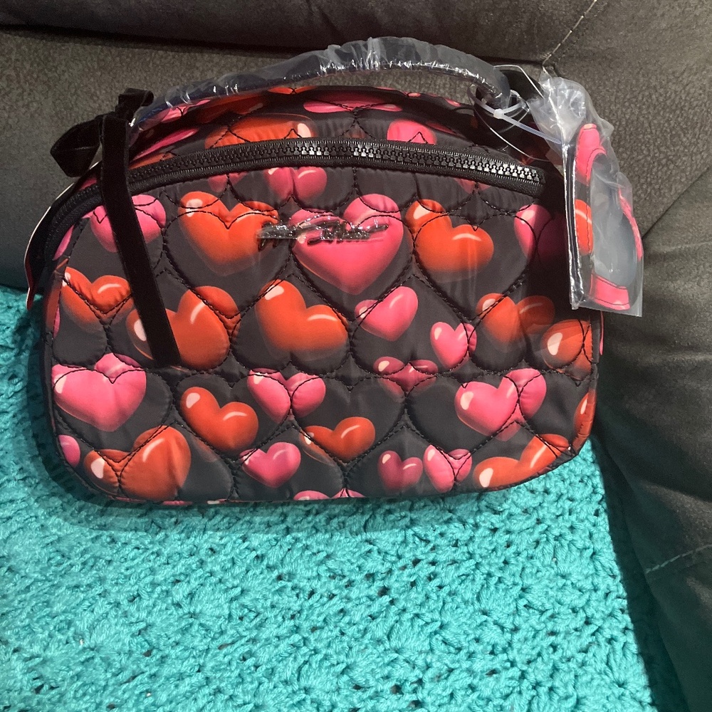 Betsy Johnson Hearts 💕 Loaf Cosmetic Bag W/Mirror